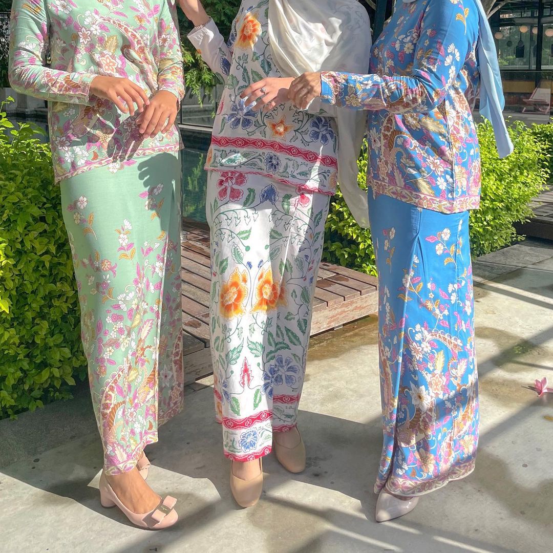 Baju Raya 2023 - soft batik