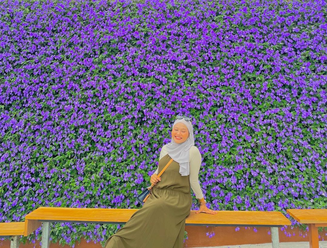 Agro Market in Cameron Highlands - flower backdrop