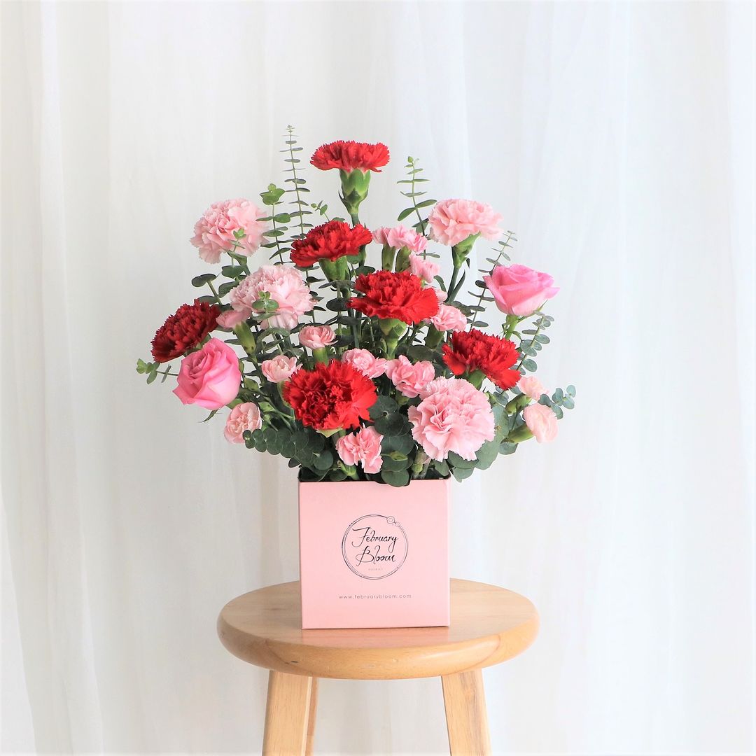 affordable Mother's Day gifts in Malaysia - Super Mum Box Bouquet by February Bloom