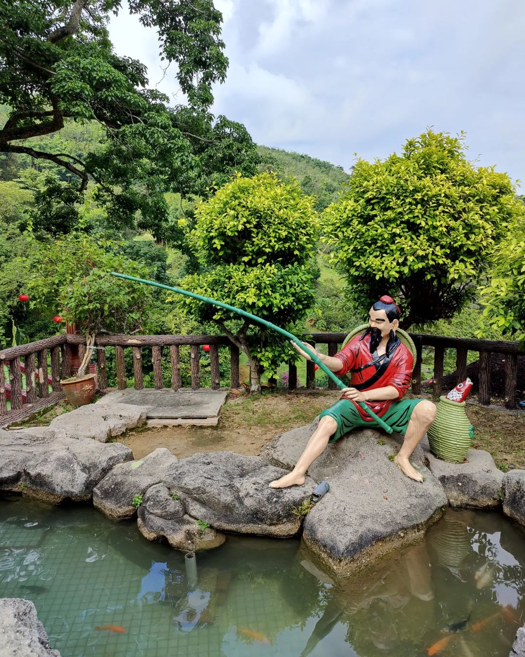 Fish pond -Sak Dato Temple in Broga