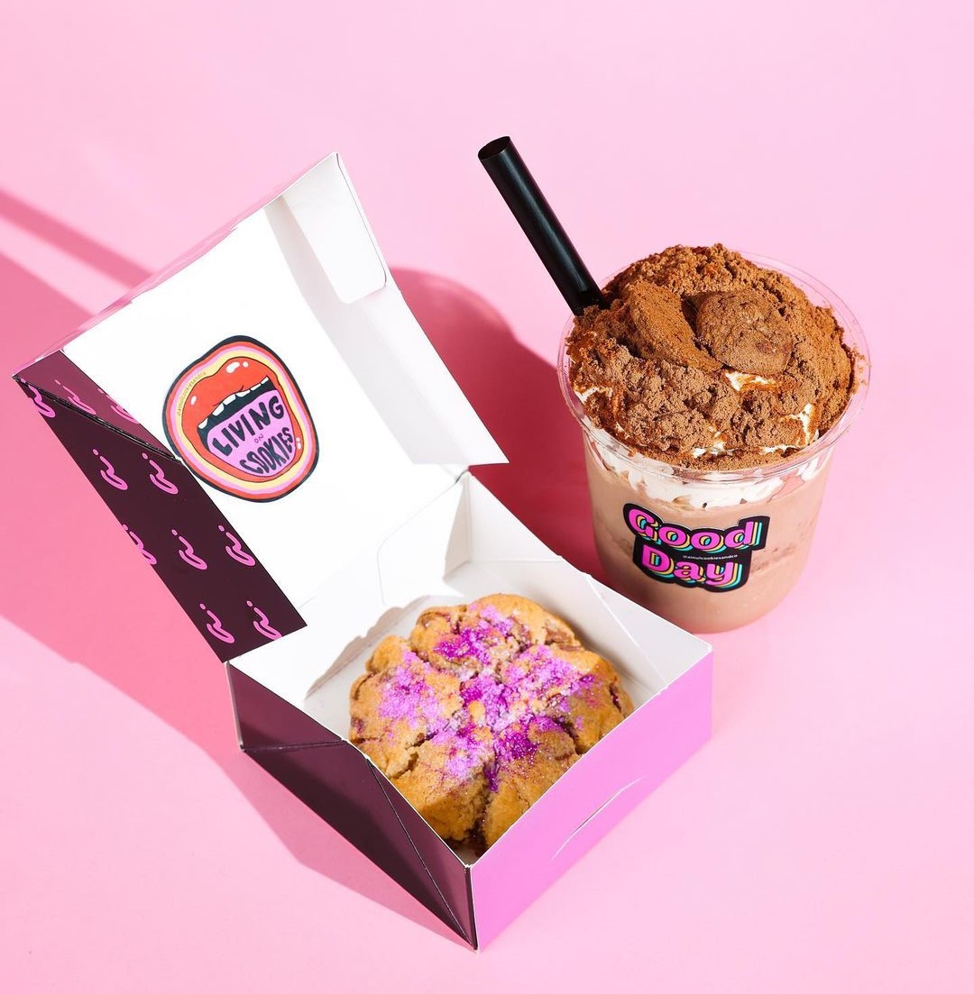 Pink cafes in Klang Valley - cookies and milkshake