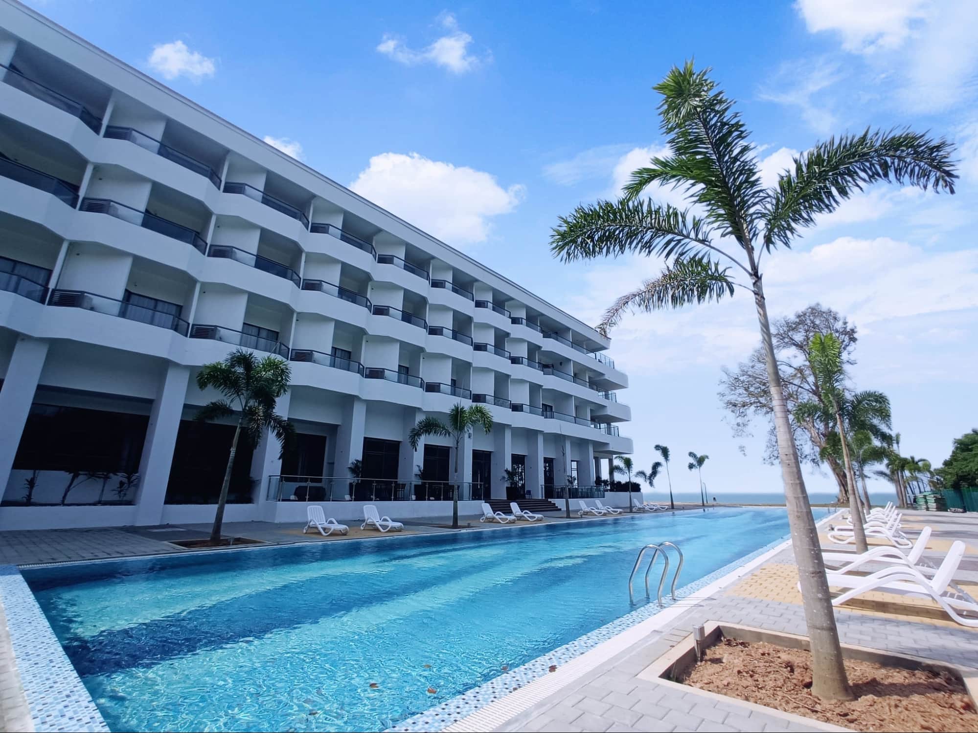 Beach resorts near KL - Pacific Regency Beach Resort