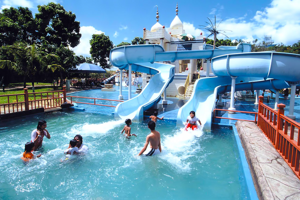 Water parks malaysia - afamosa slides