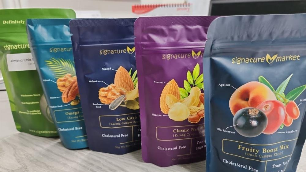 Malaysian healthy snack - signature market nut mix