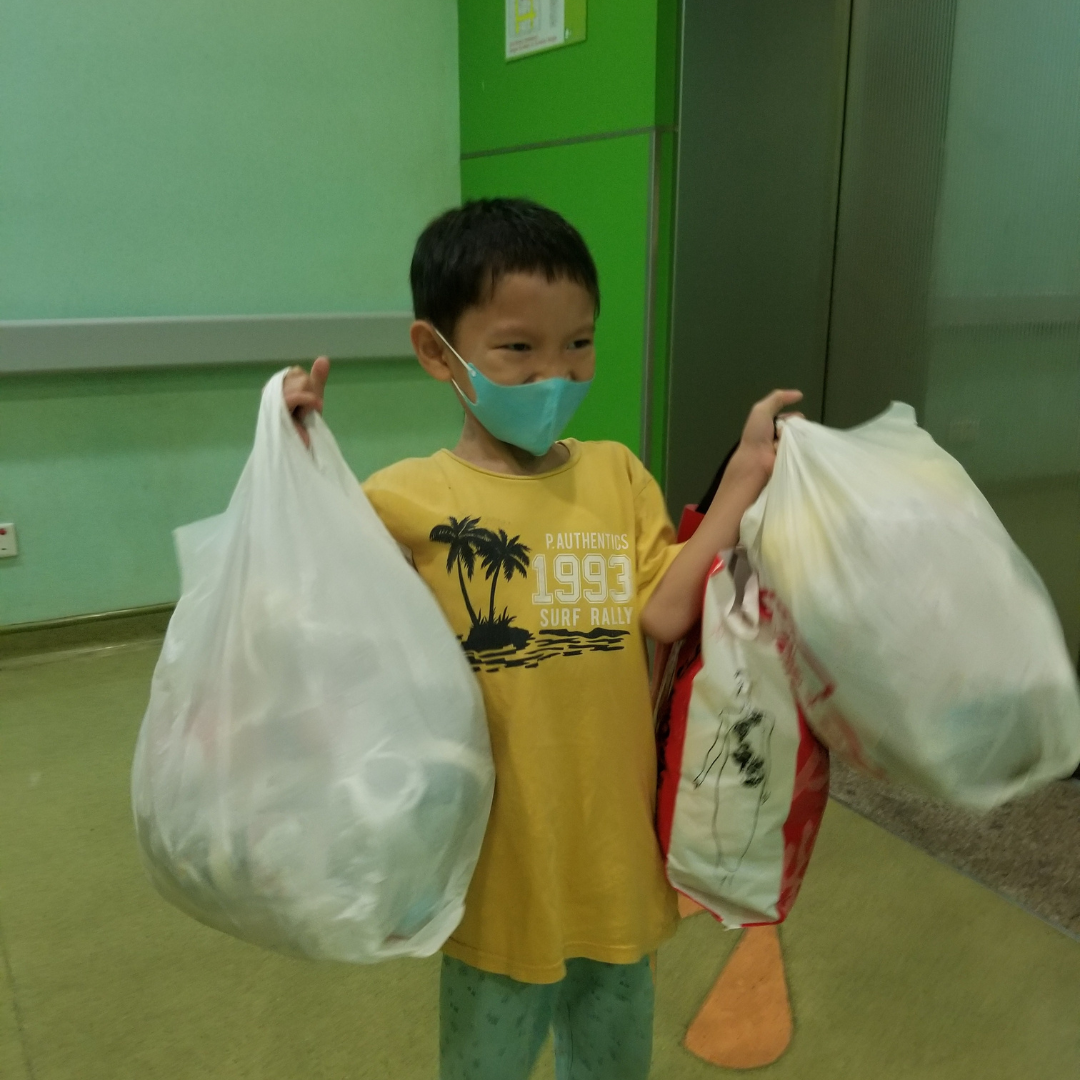 Patrick at the hospital - Mum to a 6-year-old liver disease survivor