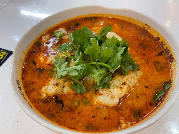 Fish bee hoon in Hot and Spicy soup