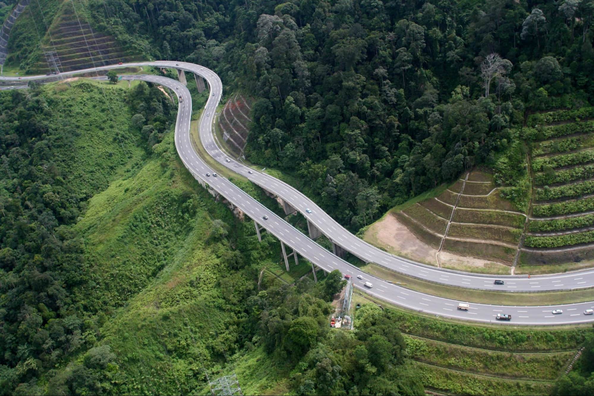 Haunted roads in Malaysia - Karak Highway