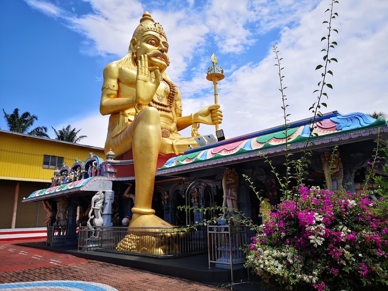 Indian temples in Malaysia - statue