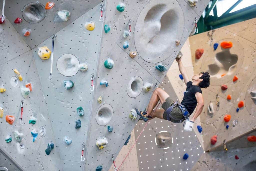 Rock climbing and bouldering in KL - Camp5