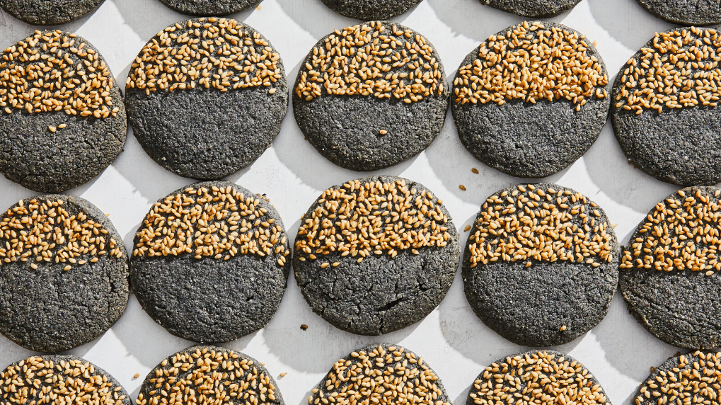 Chinese new year recipes - black sesame shortbread