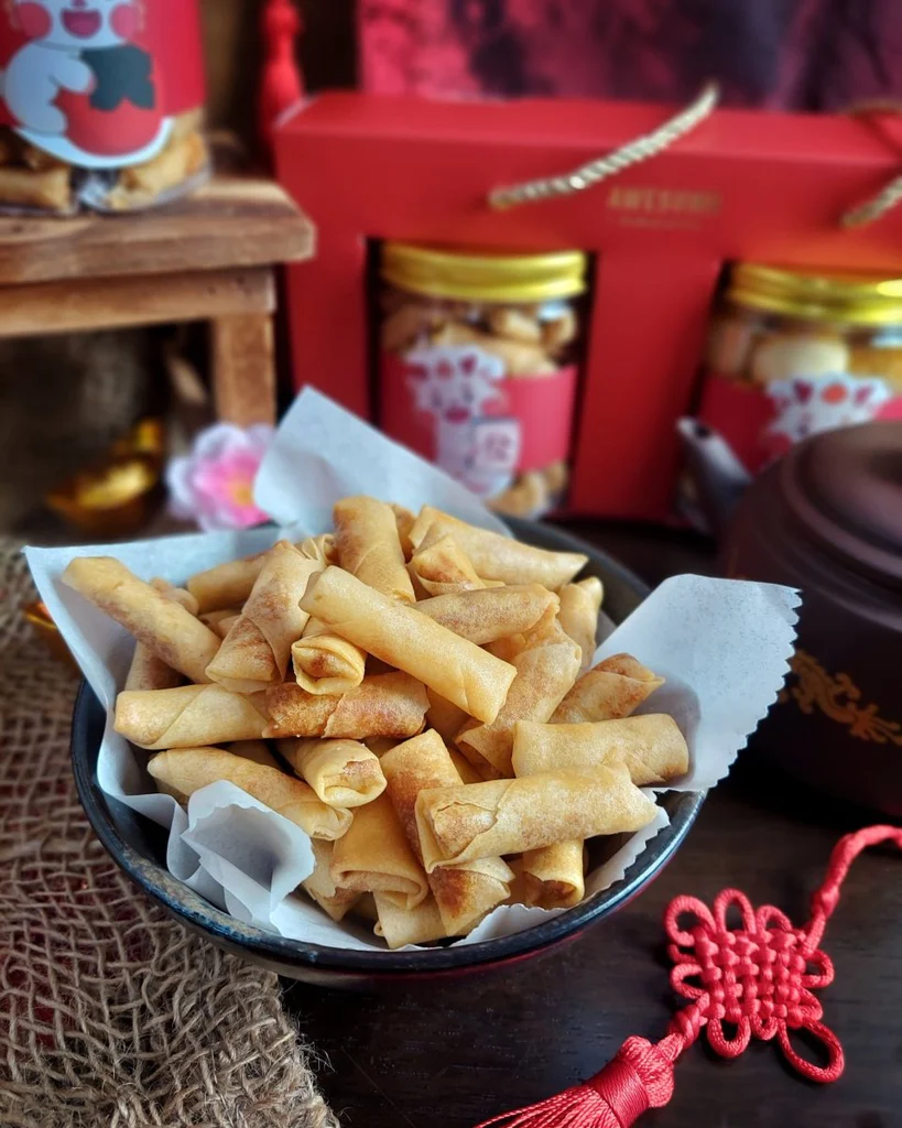 Spicy prawn rolls - CNY gift sets and boxes