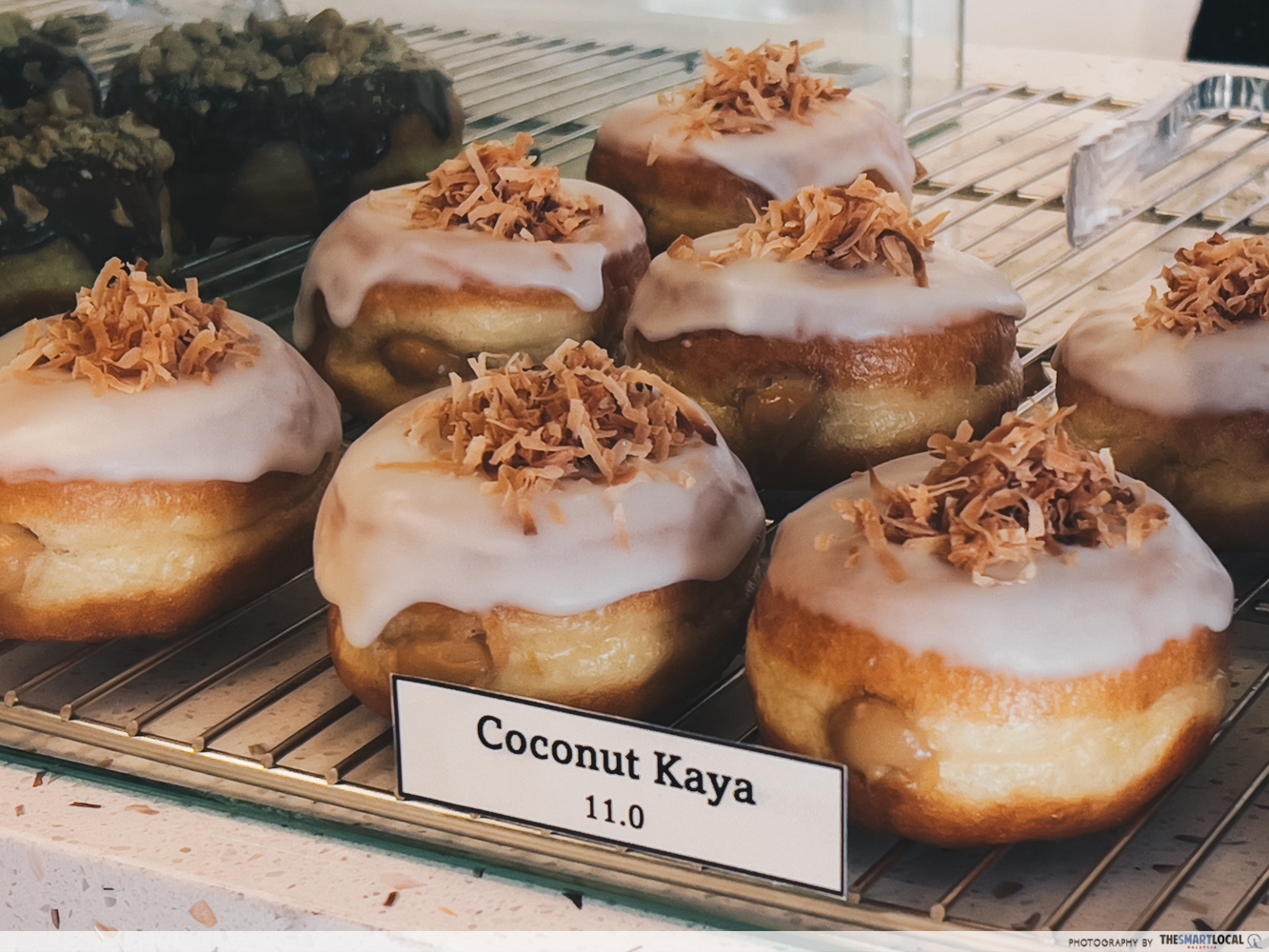 Nareo Donut - coconut kaya