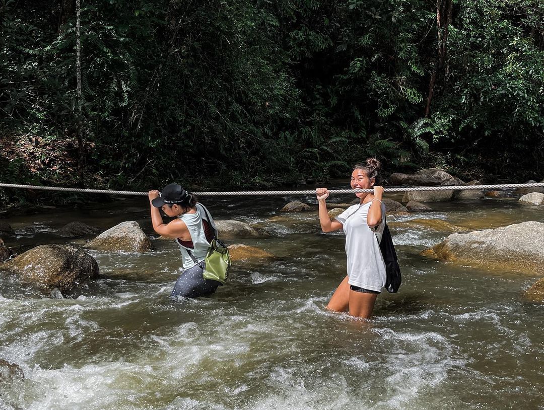 hiking trails in kl - chiling waterfall