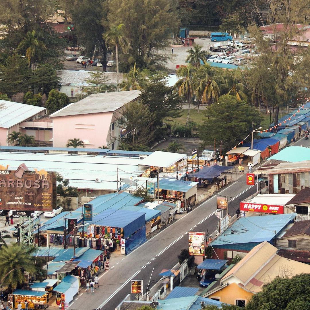 things to do in penang - batu Ferringhi market 