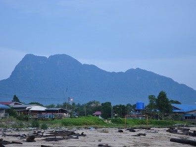 Mount Santubong - Buntal Fishing Village