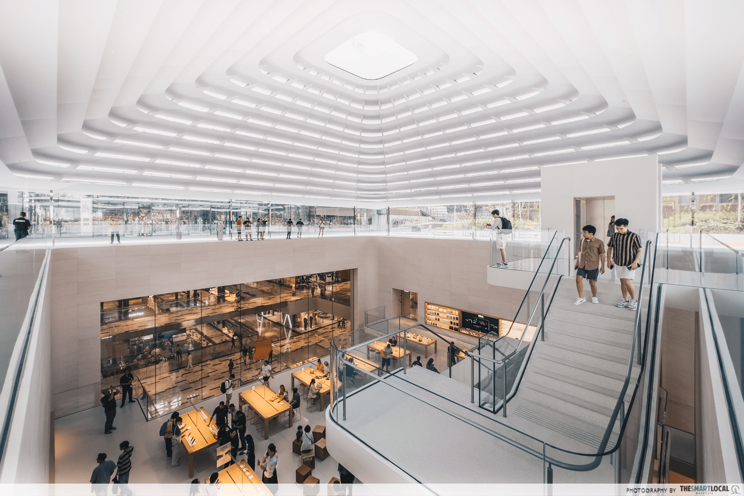 Best malls in kl - apple store