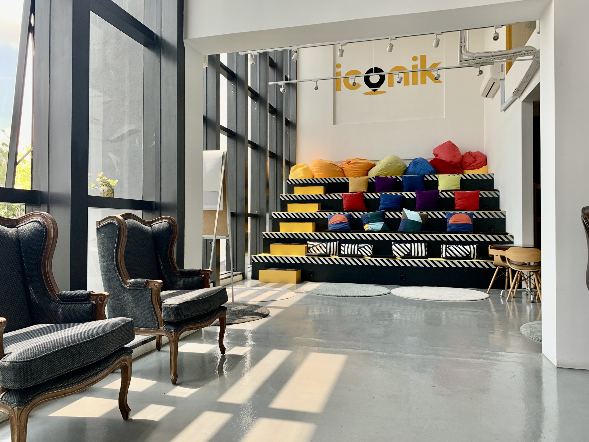 coworking spaces in selangor - iconik