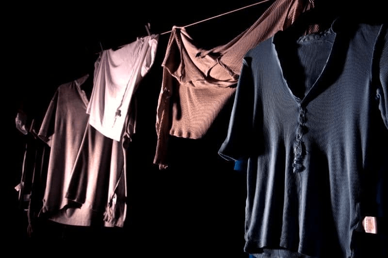 Hungry Ghost Festival Superstitions - hang clothes 