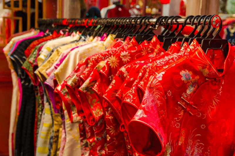 Hungry Ghost Festival Superstitions - red clothes