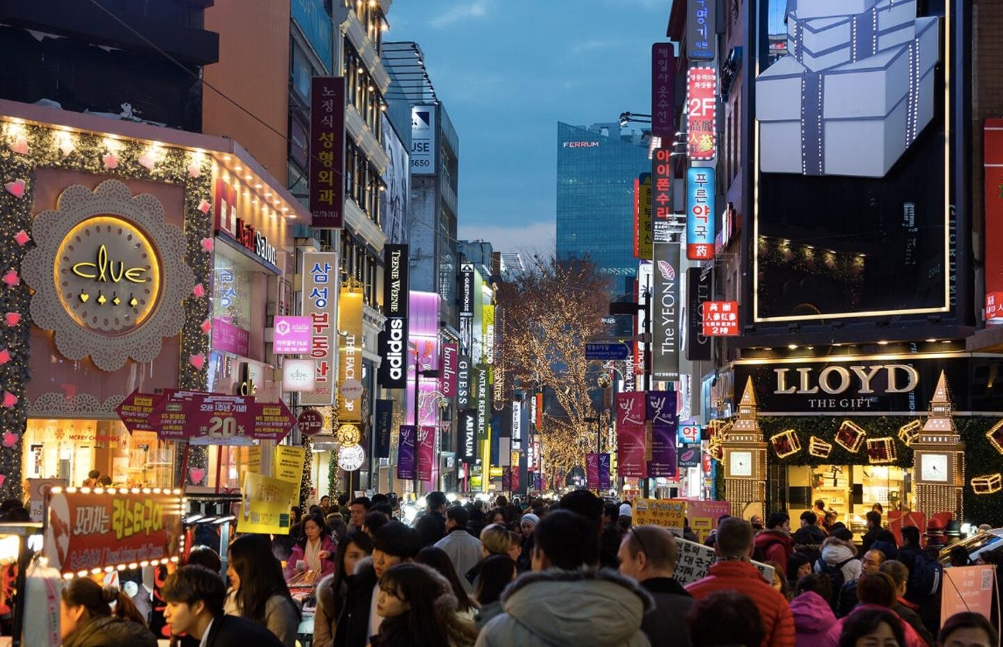 Myeong-dong during Christmas