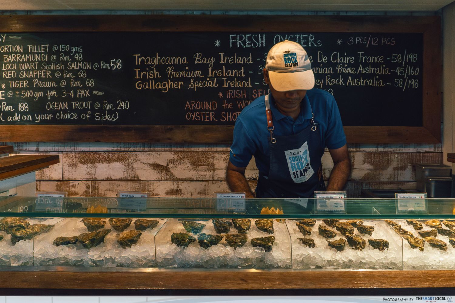 Southern Rock Seafood - fresh oyster bar