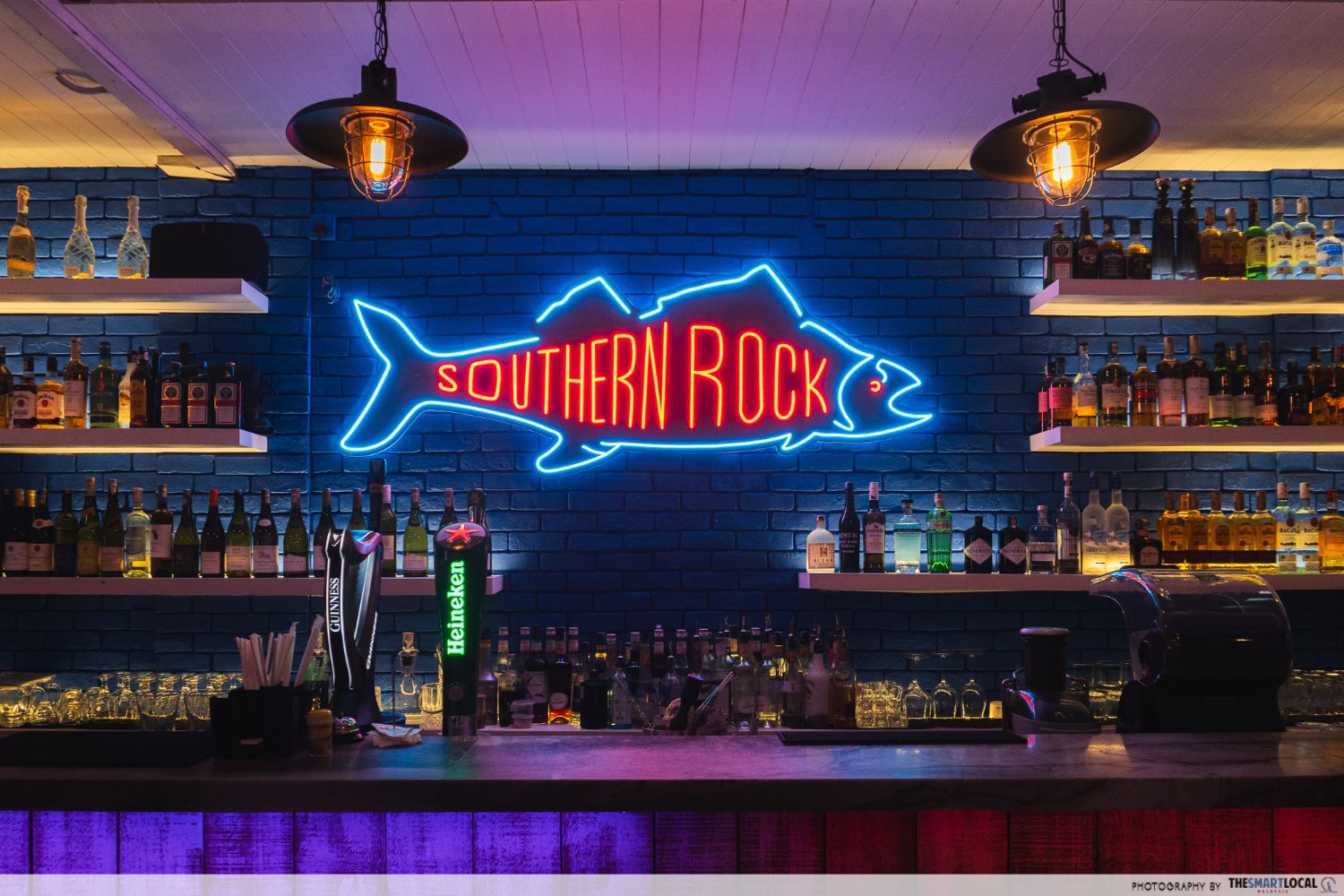 Southern Rock Seafood - ambience