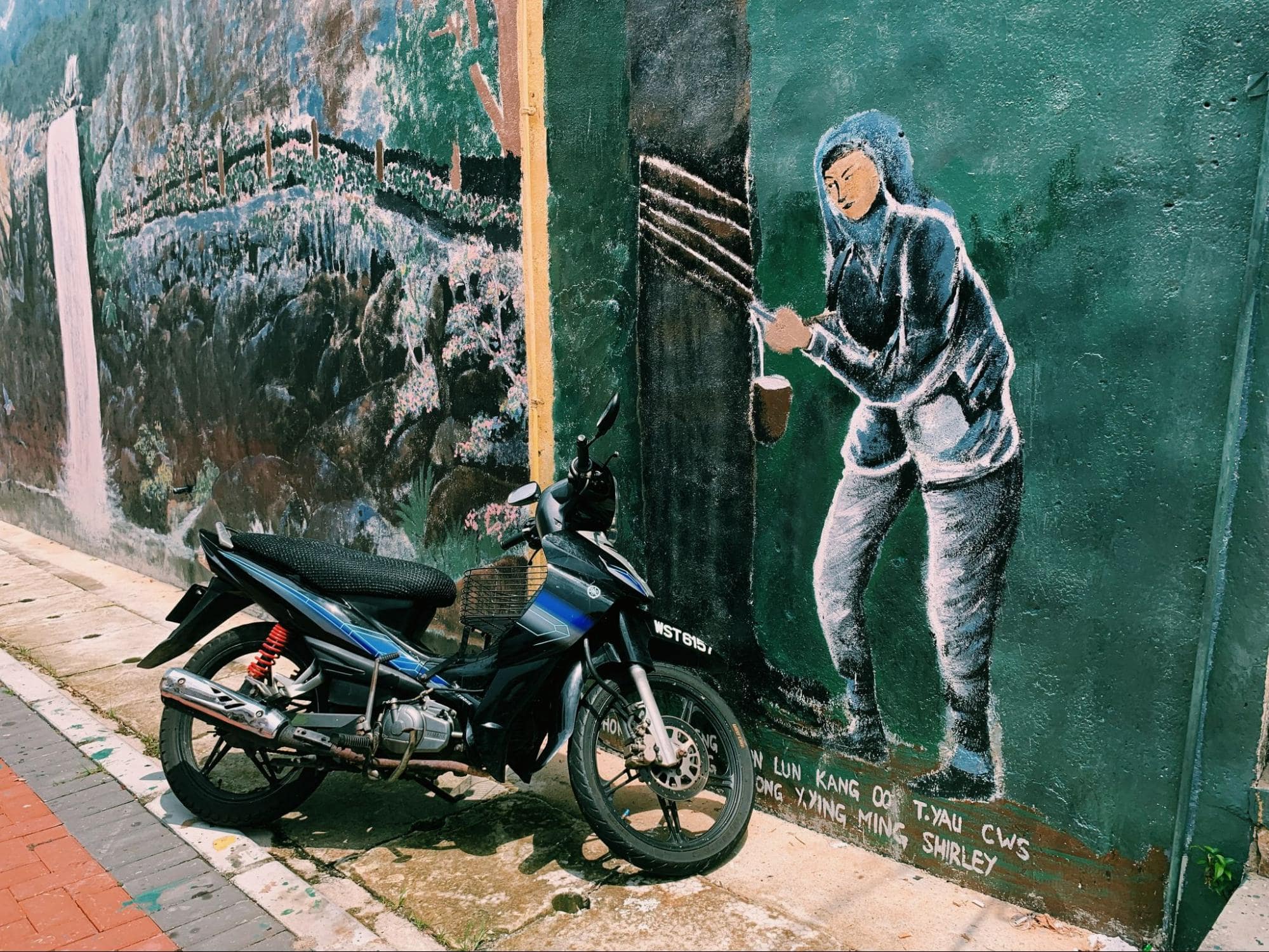 Kuala Kubu Bharu street art 