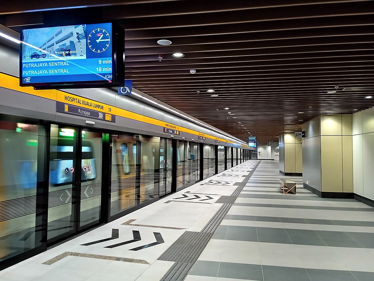 Hospital KL MRT station