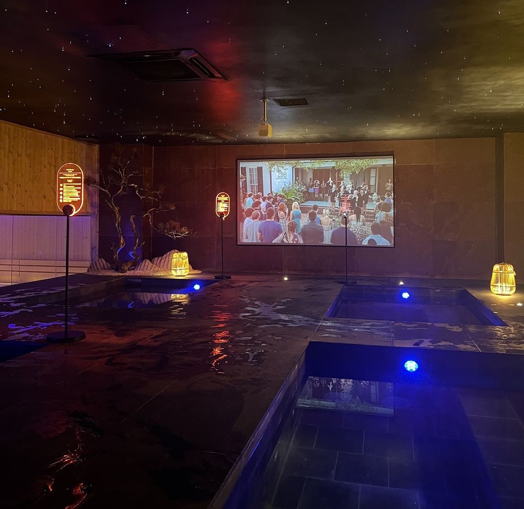 Billion Onsen & Aesthetics - onsen and movie