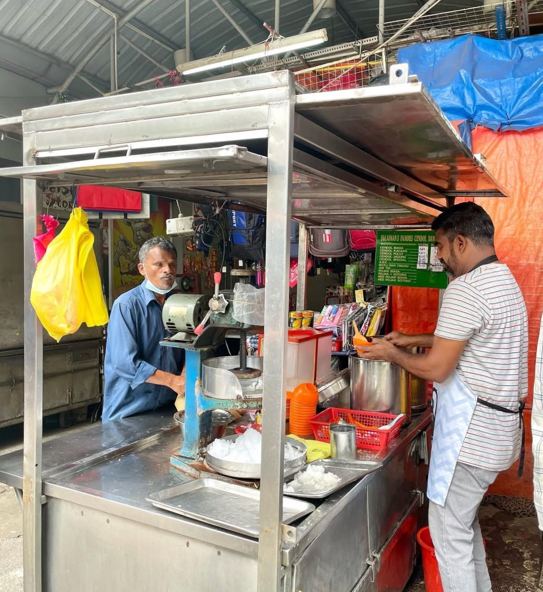  Sulaiman's Cendol - workings at stall