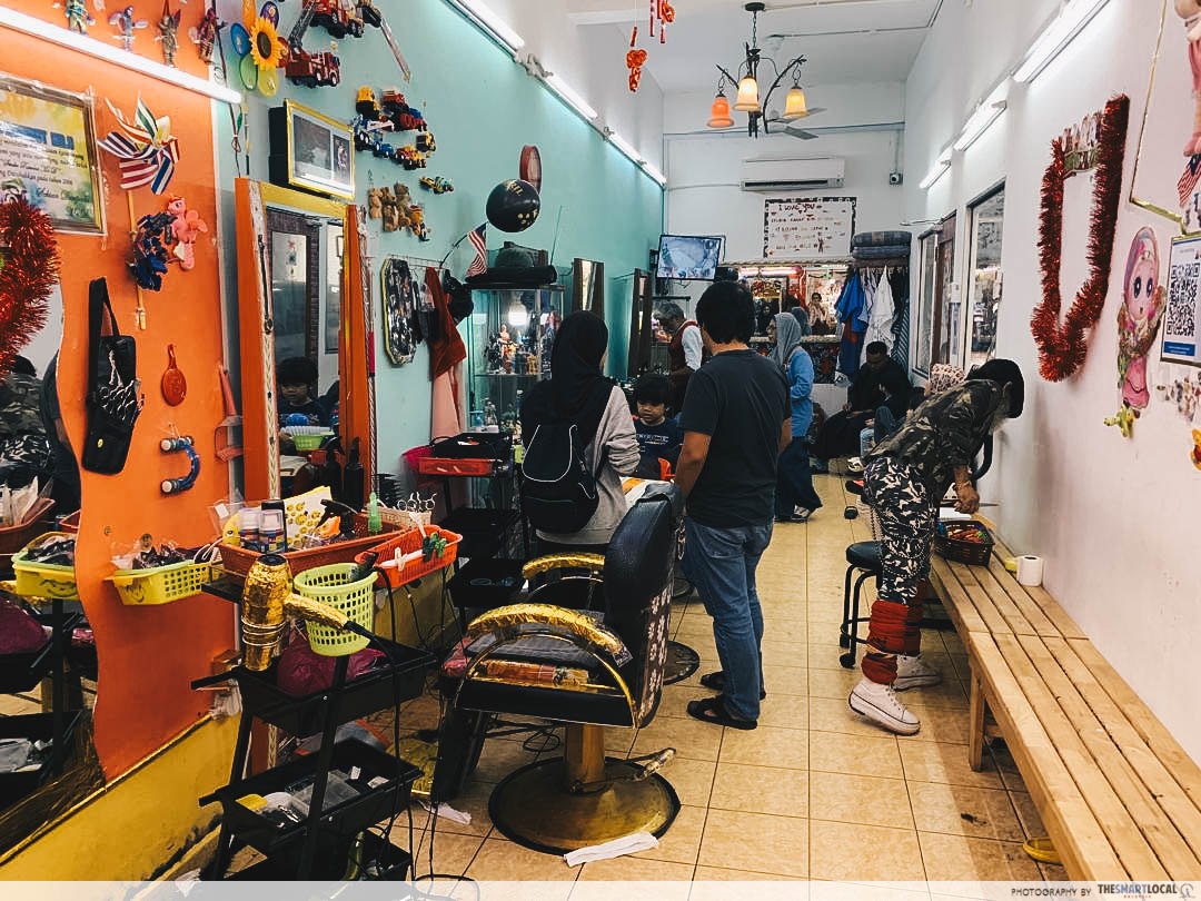 Interior - Mr. D Hair Studio in Bangi