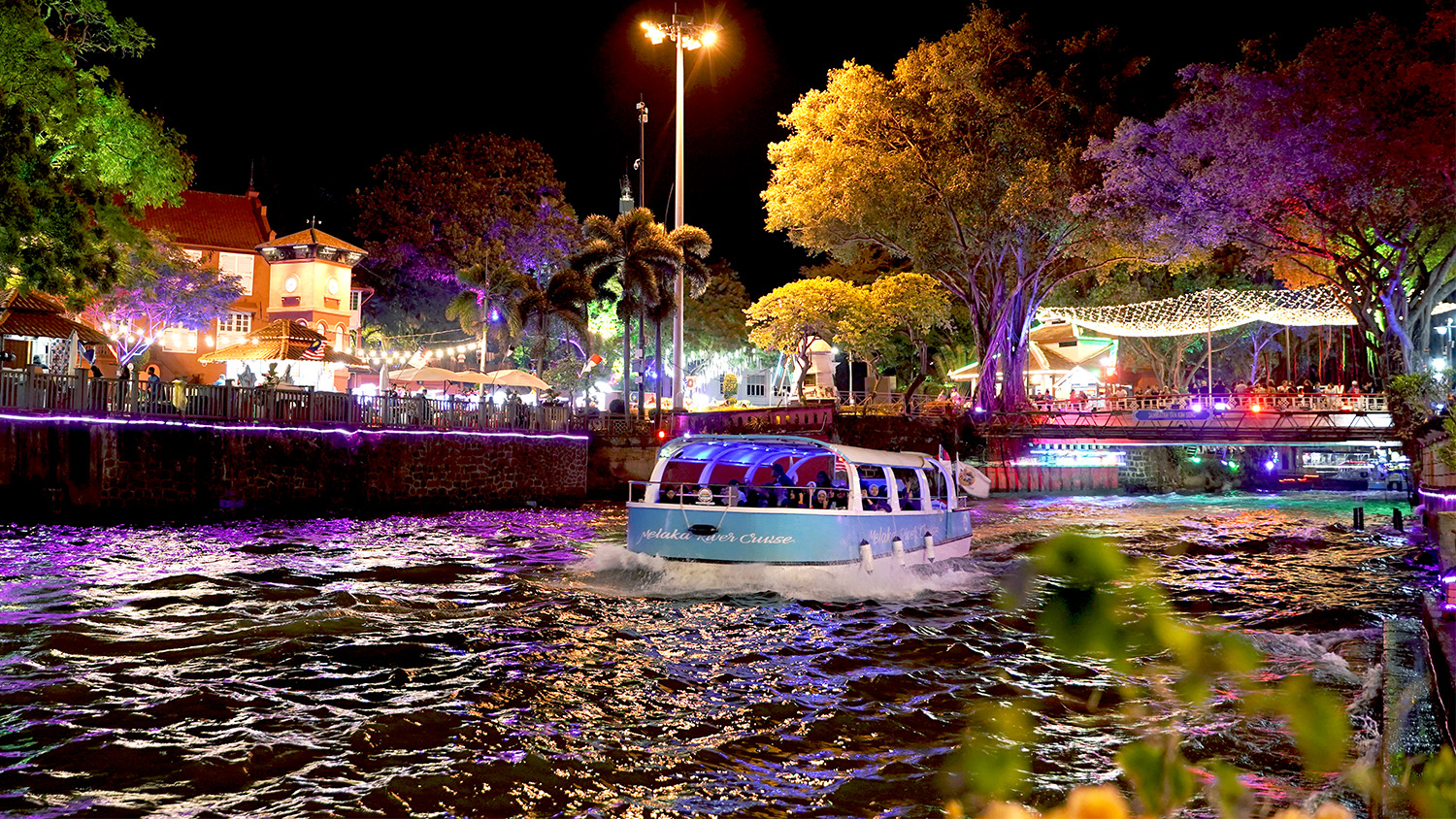 Melaka River Cruise evening tour