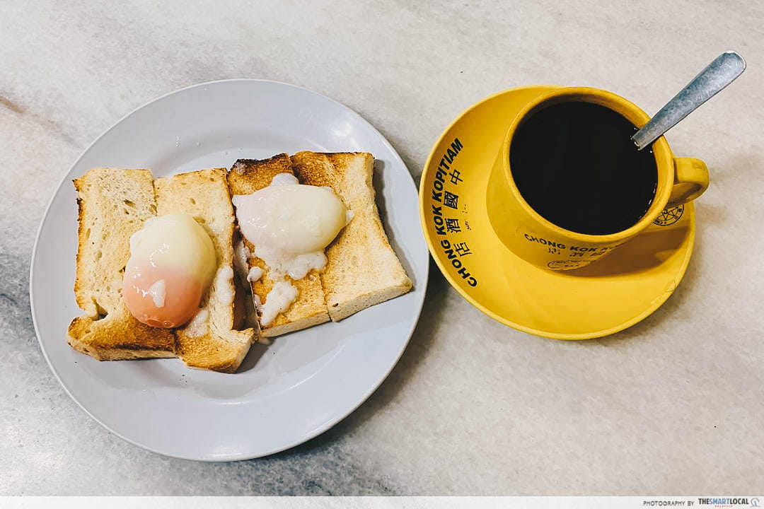 Chong Kok Kopitiam in Klang - roti goyang