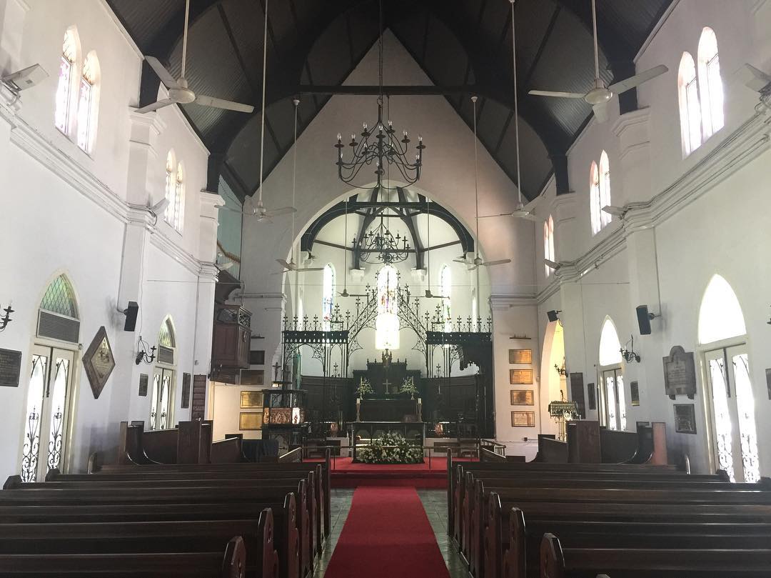 St. Mary’s Cathedral, Kuala Lumpur altar - Churches and cathedrals in Malaysia