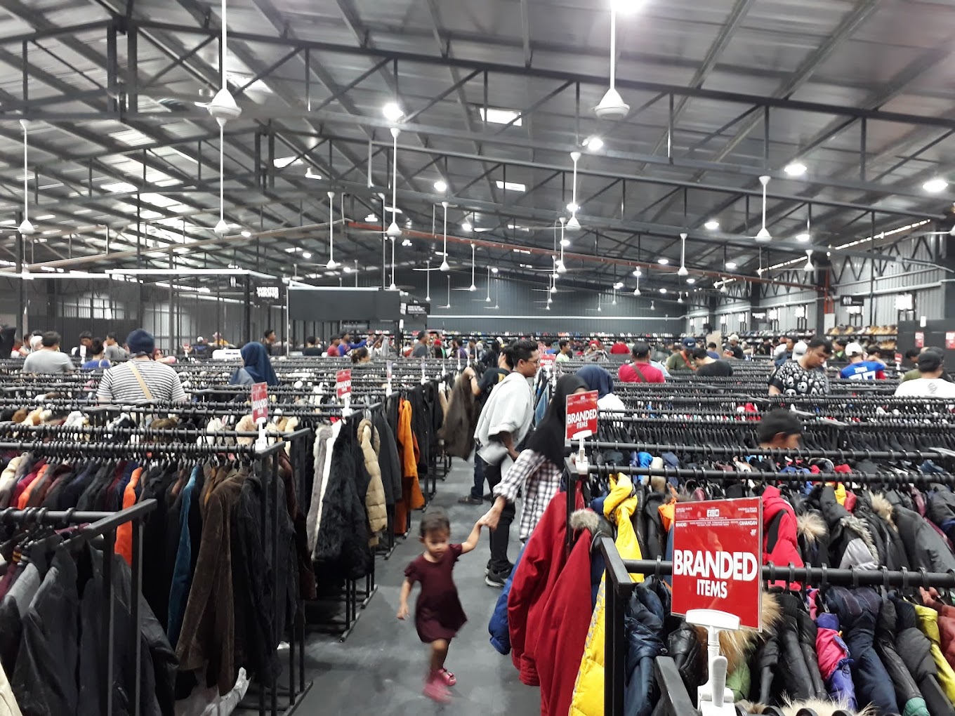 bundle stores in klang valley - jbr bundle