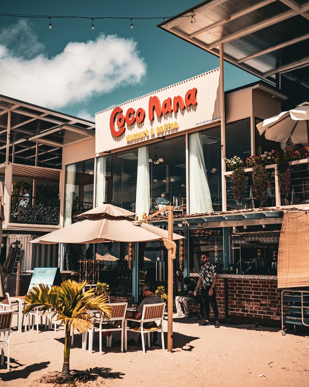 beach cafes and restaurants in penang - coco nana