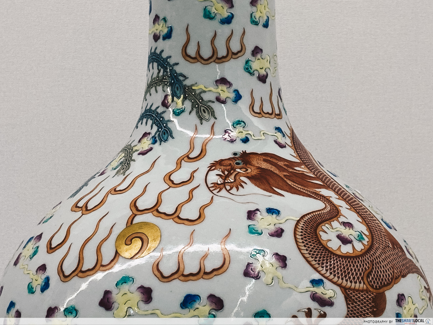 straits & oriental - vase