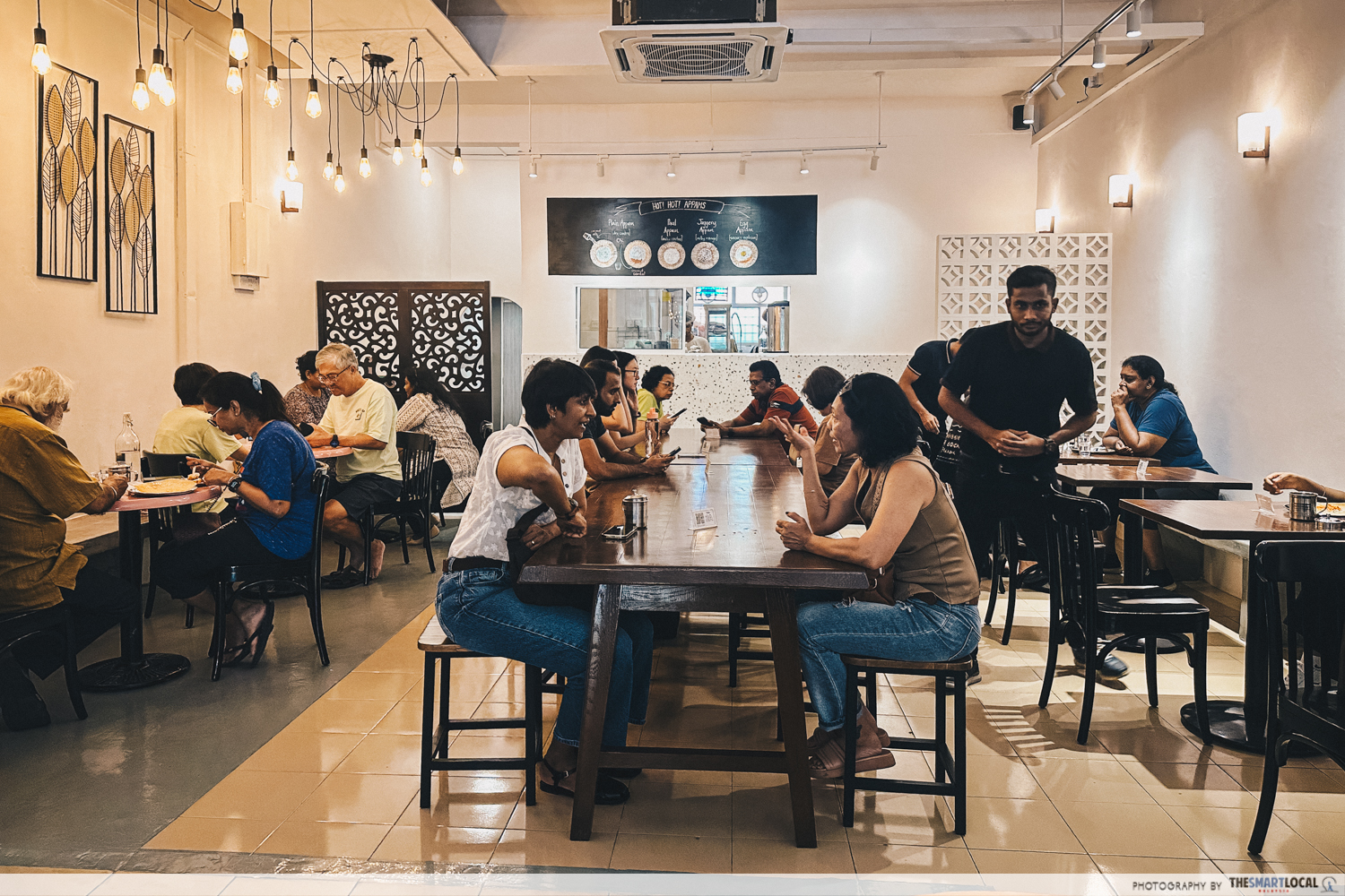 AMACHI PALAGARAM IN SUBANG JAYA - AMBIENCE
