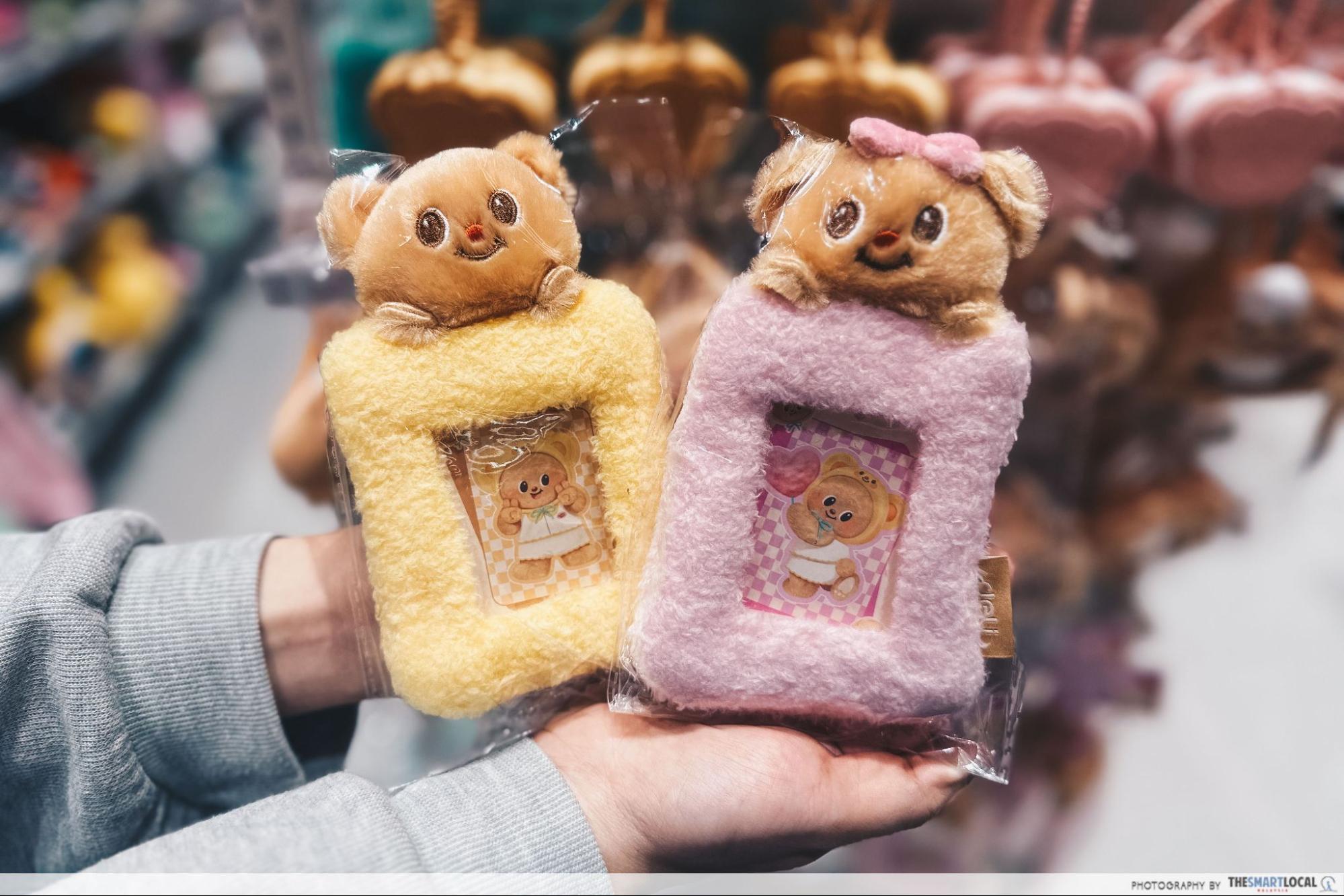 BUTTERBEAR MERCH MINISO - ID HOLDER