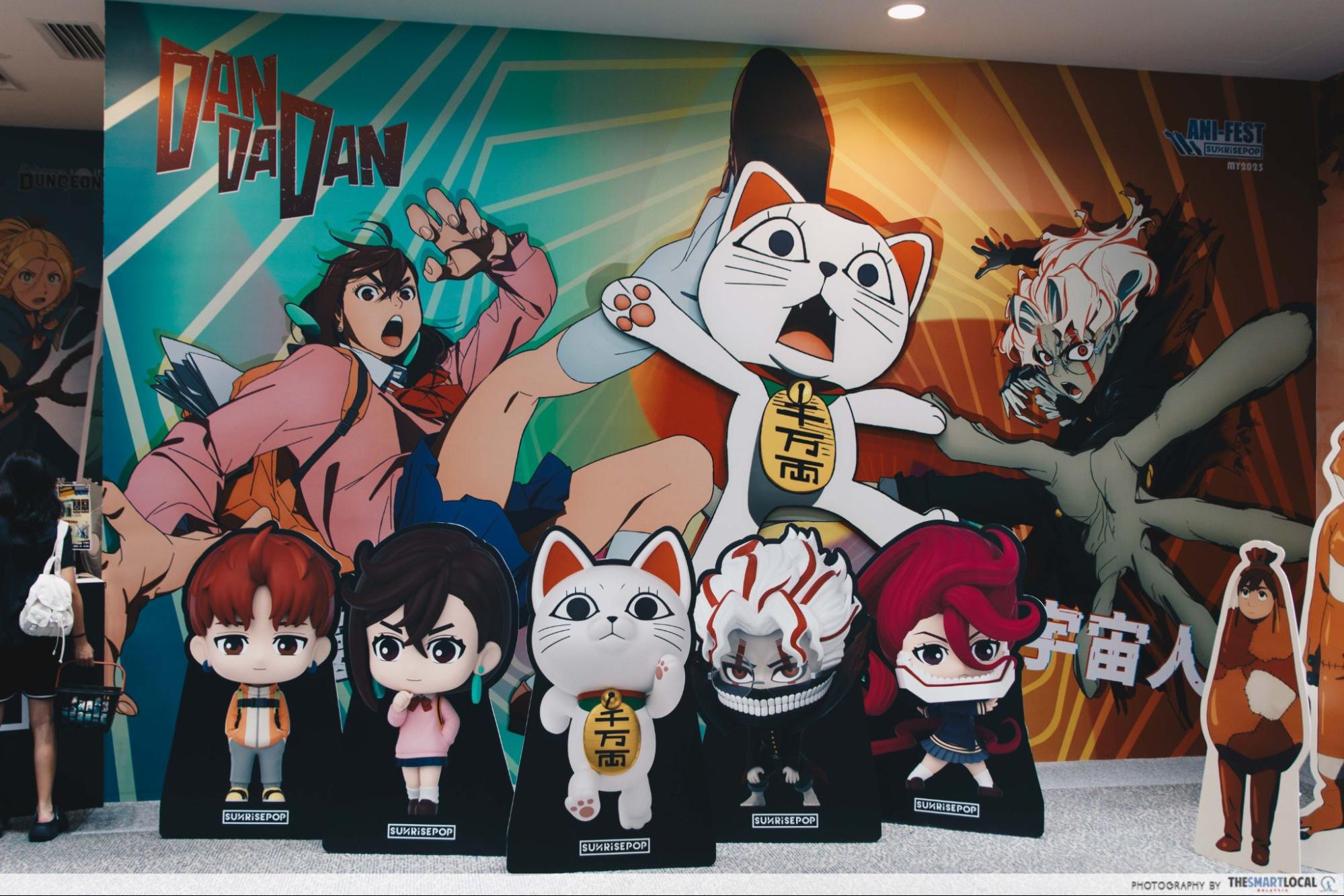 anime pop-ups lalaport - dan da dan