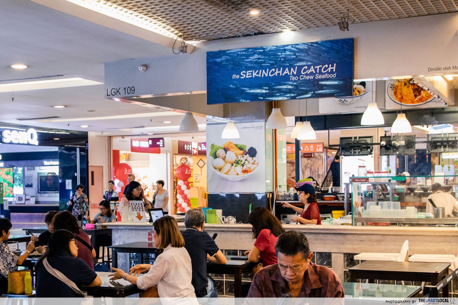 budget food at 1 utama shopping centre - sekinchan catch