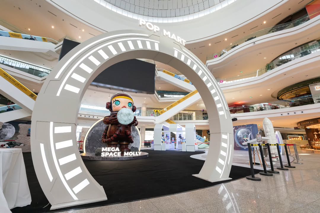 mega space molly hello, moon pop-up malaysia - entrance