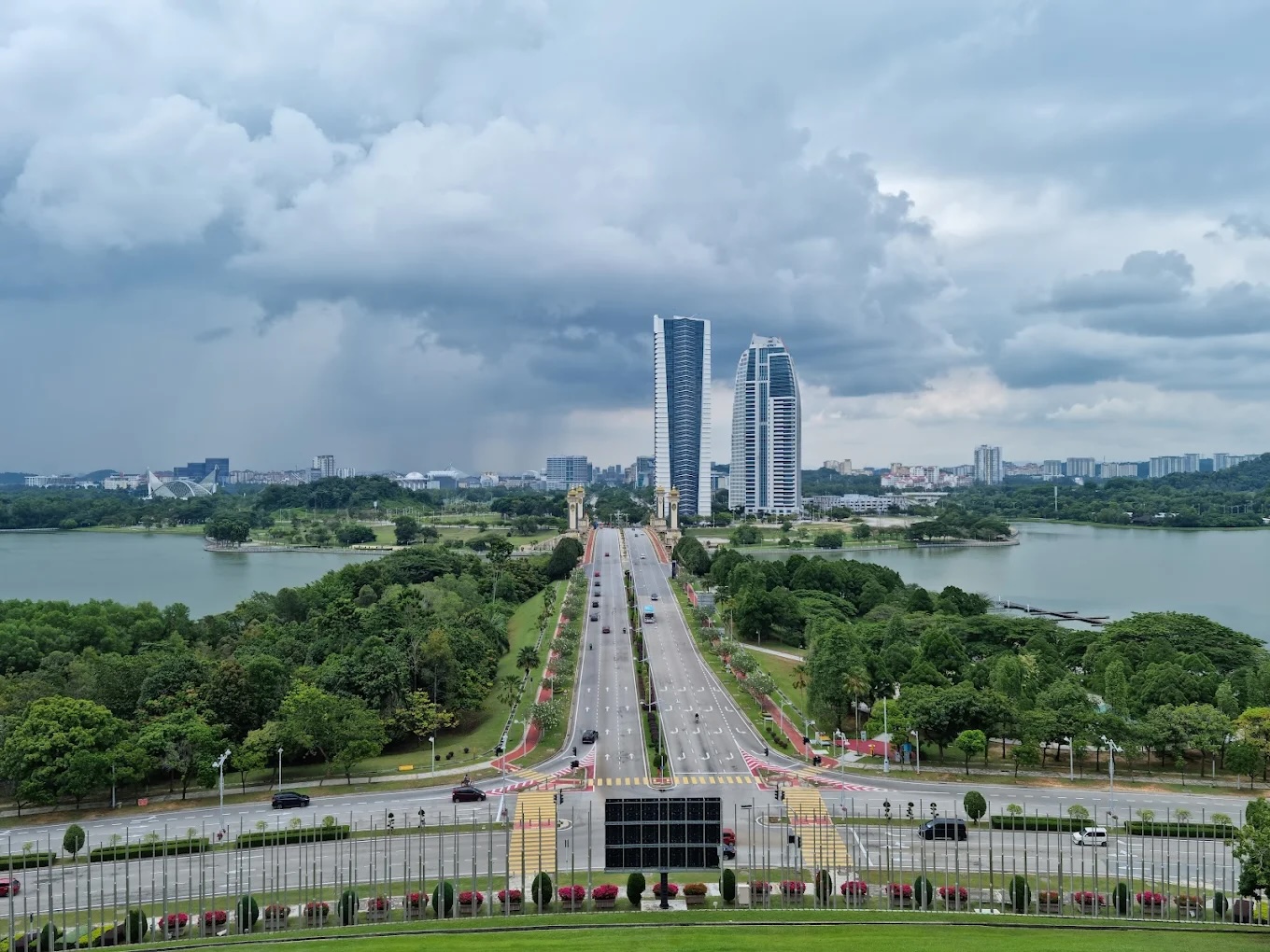 things to do putrajaya - picc