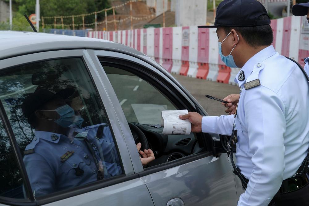 traffic summons september discount - police