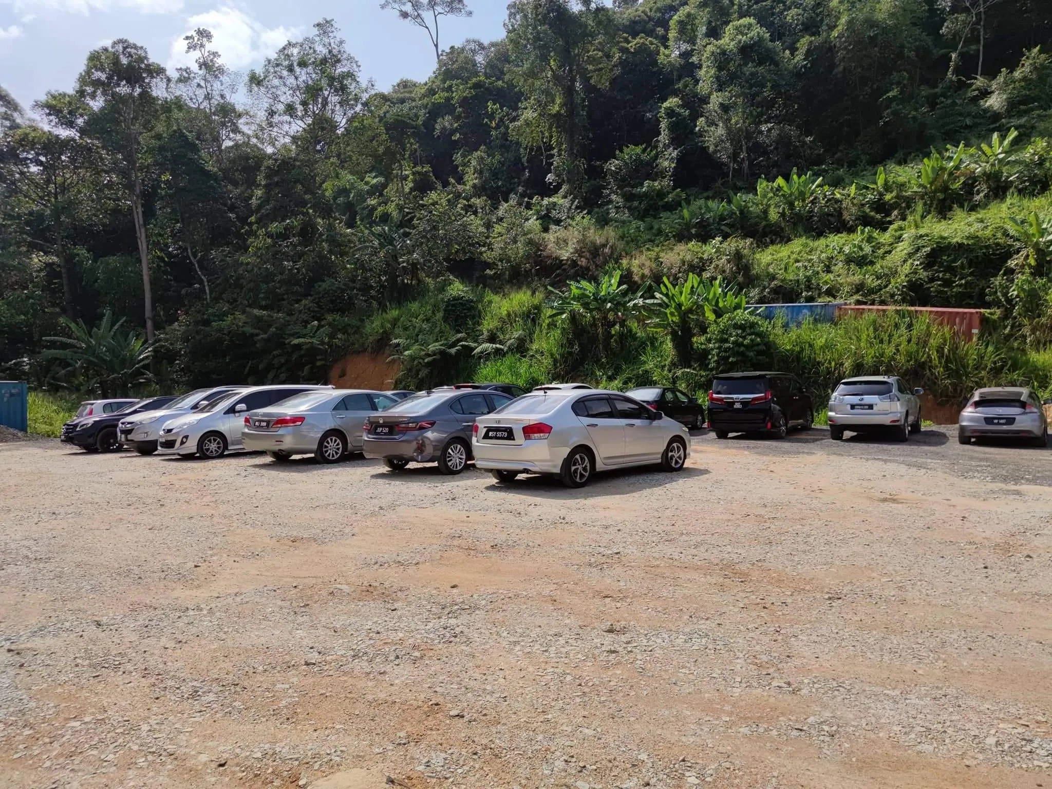 yunkai campsite - car park