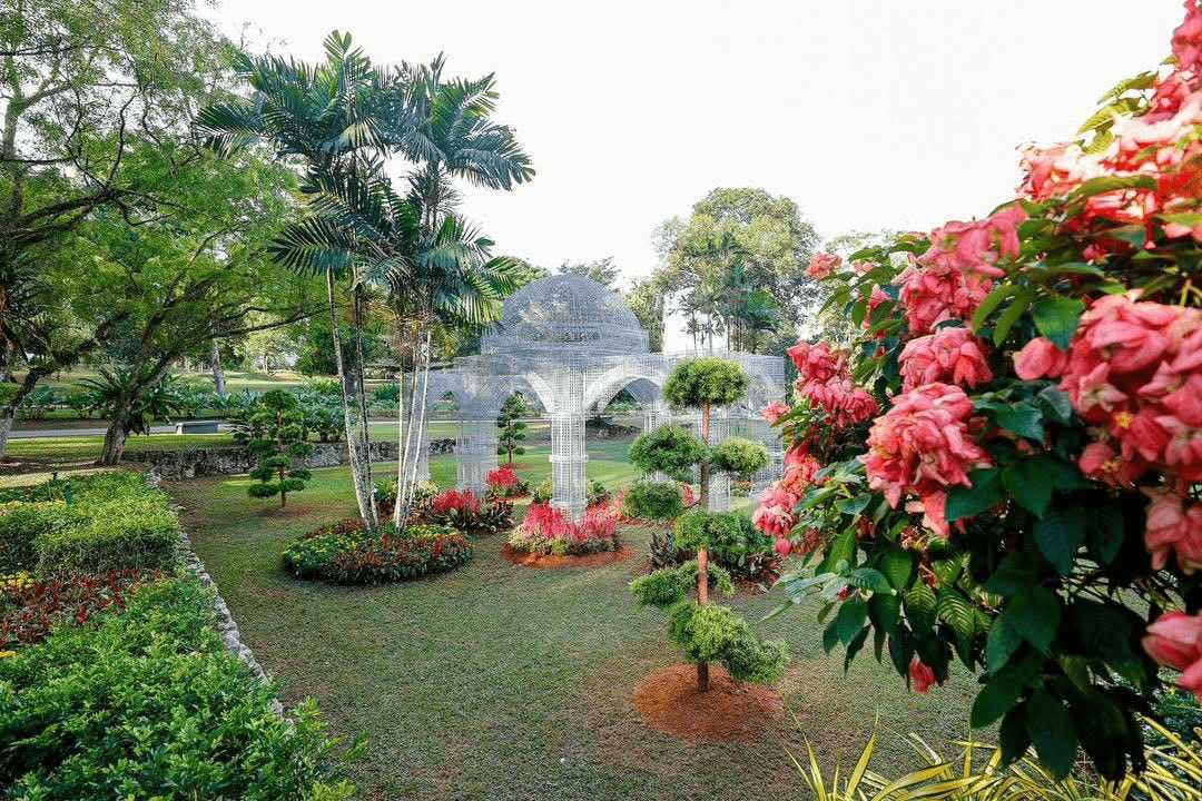Taman Botani Diraja Johor - flowers and structure