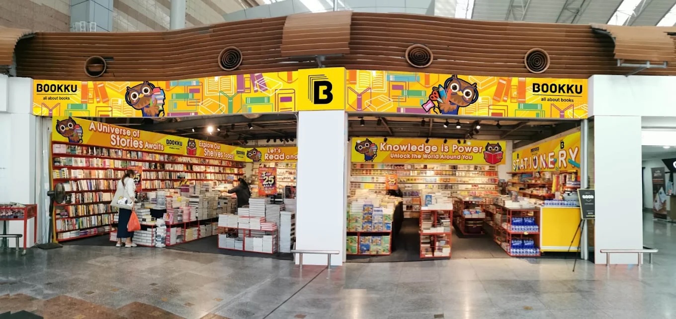 bookku bookstore in kl sentral - storefront