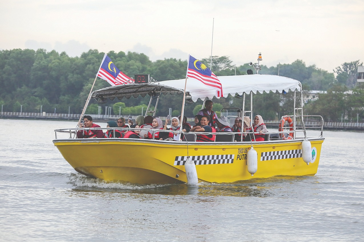 putrajaya water taxi
