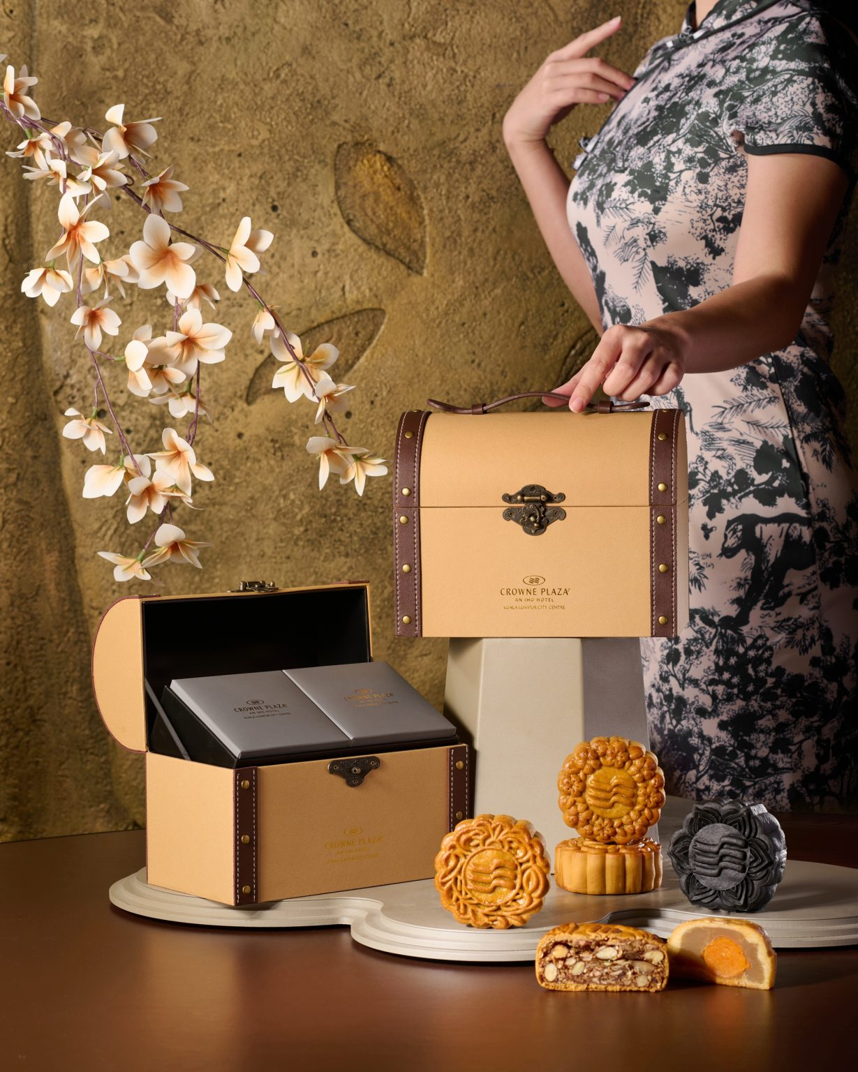 mooncake malaysia 2025 - crowne plaza