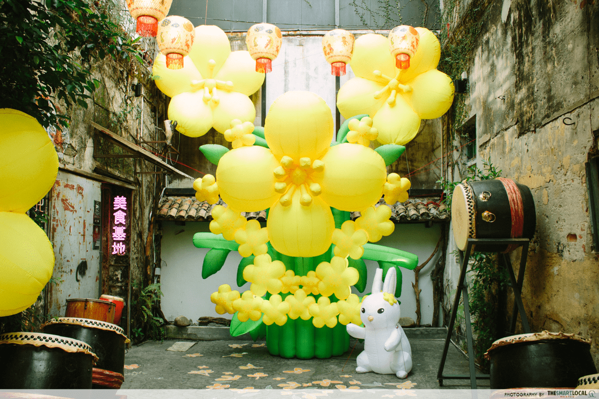 kwai chai hong moonlit blossom - flowers